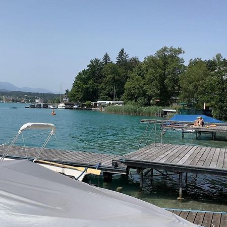 Ferienwohnung Velden Am See - 24 Holiday Mit Seezugang Velden am Worthersee Bagian luar foto