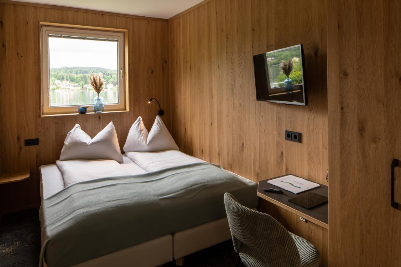 Ferienwohnung Velden Am See - 24 Holiday Mit Seezugang Velden am Worthersee Bagian luar foto